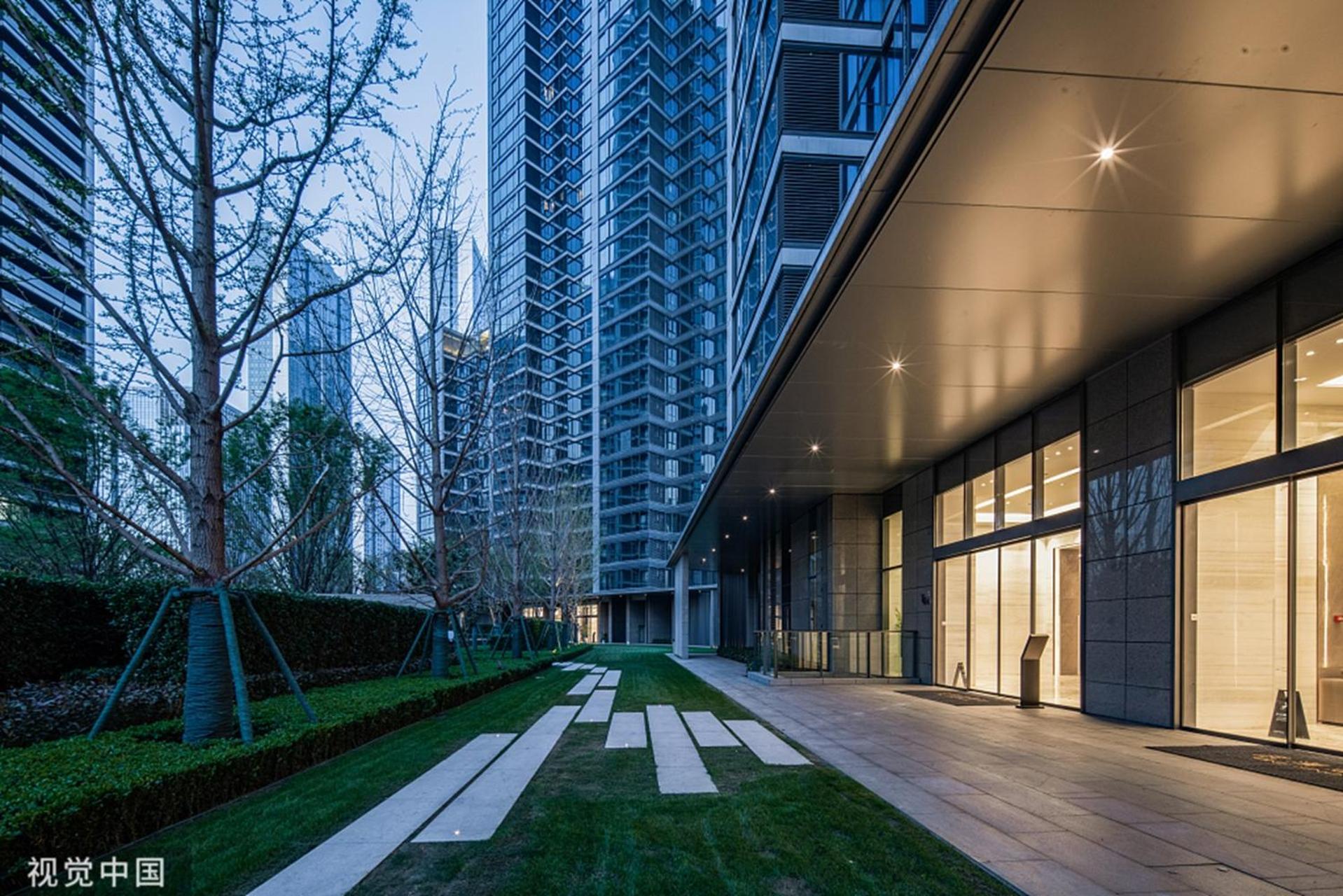 Eastern Hub - Jing'an Temple Branch Air Conditioning Underfloor Heating Branded Appliances With Terrace Near The Subway On Nanjing West Road Apartment Shanghai